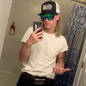 Meet your Posher, Robert